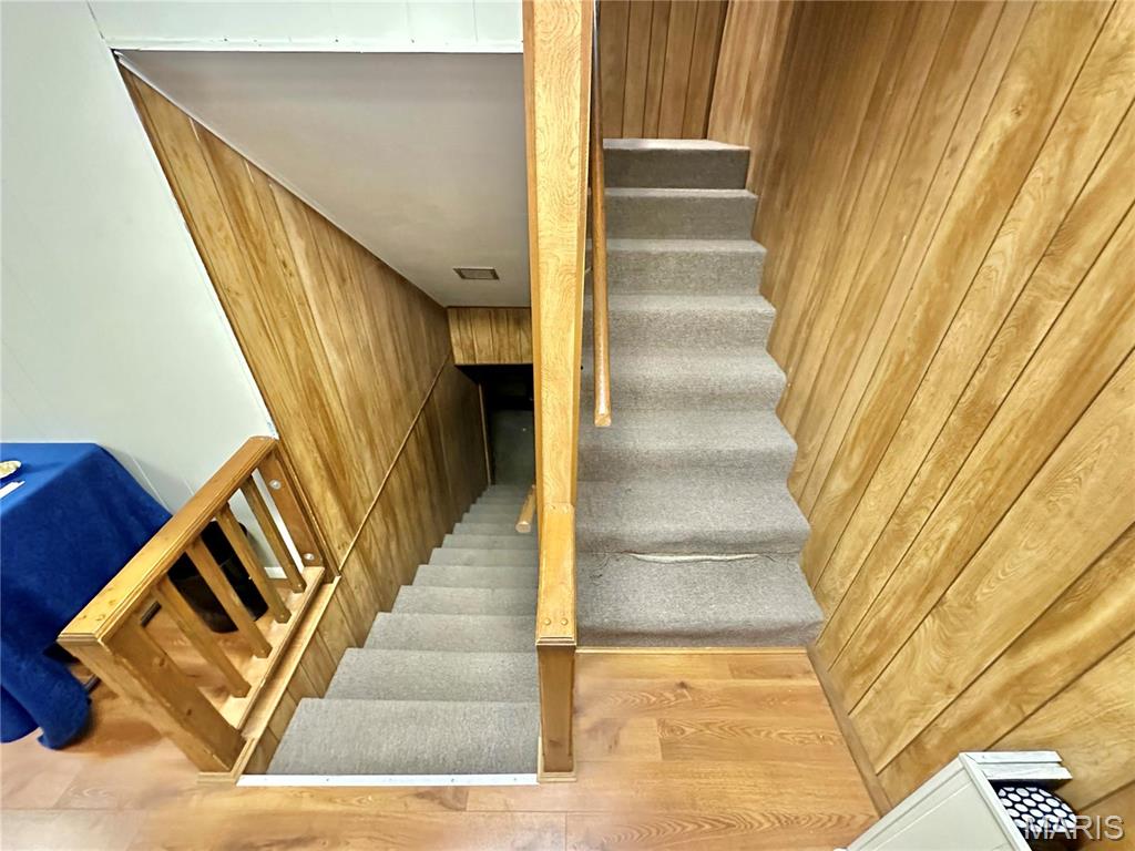 410 Moore Street Property Photo 6