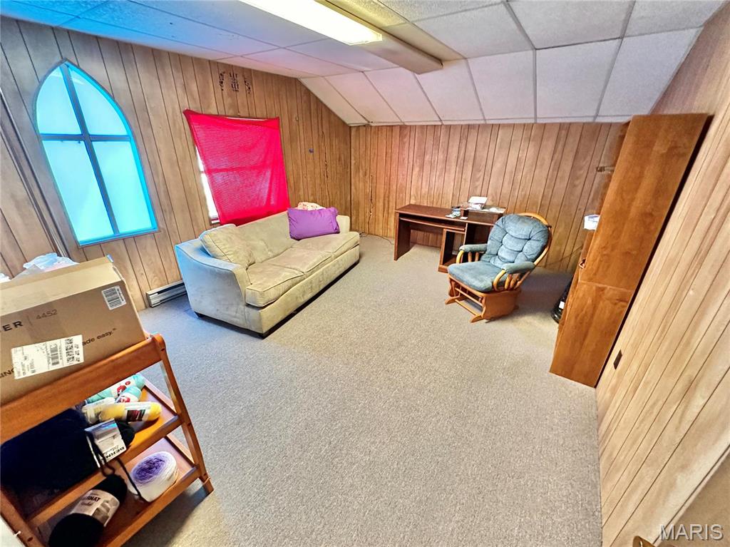 410 Moore Street Property Photo 8