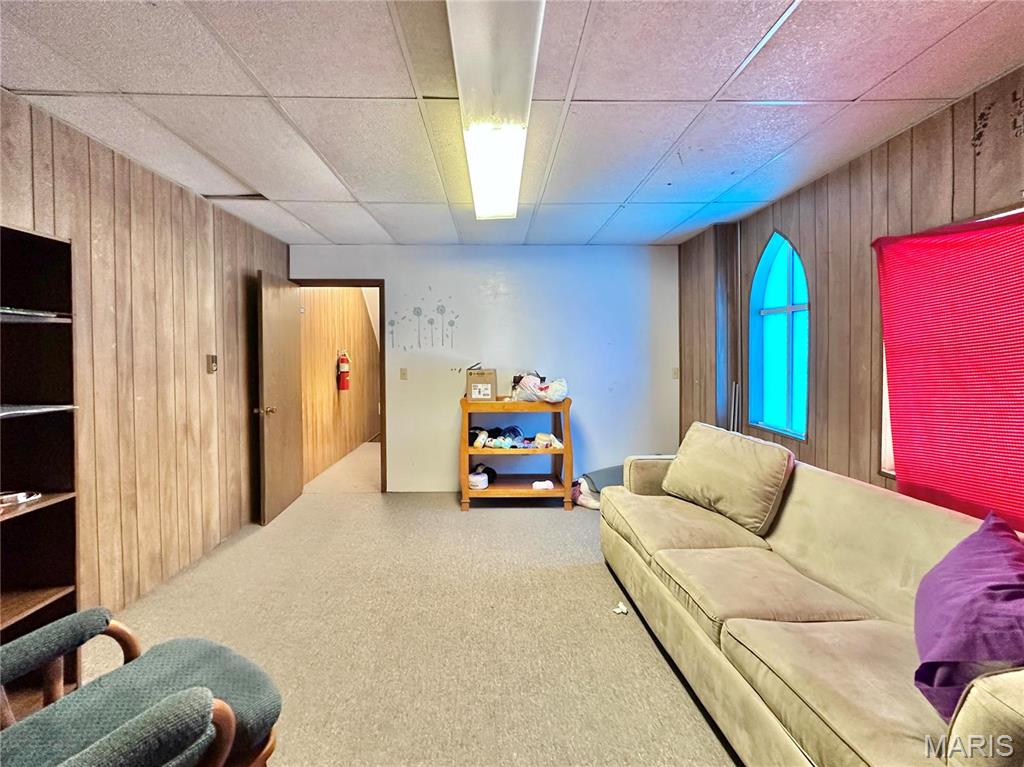 410 Moore Street Property Photo 9