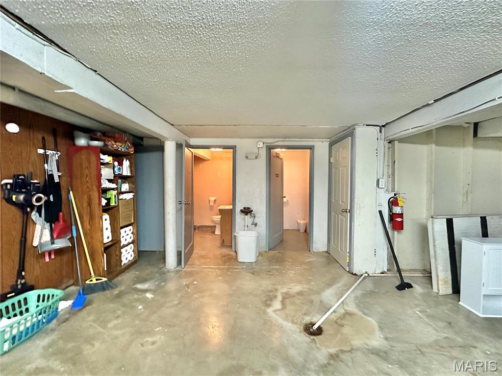 410 Moore Street Property Photo 21