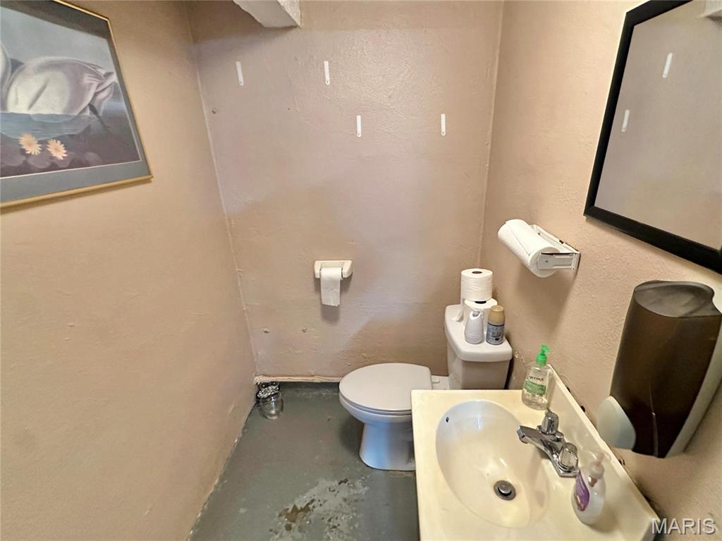 410 Moore Street Property Photo 22