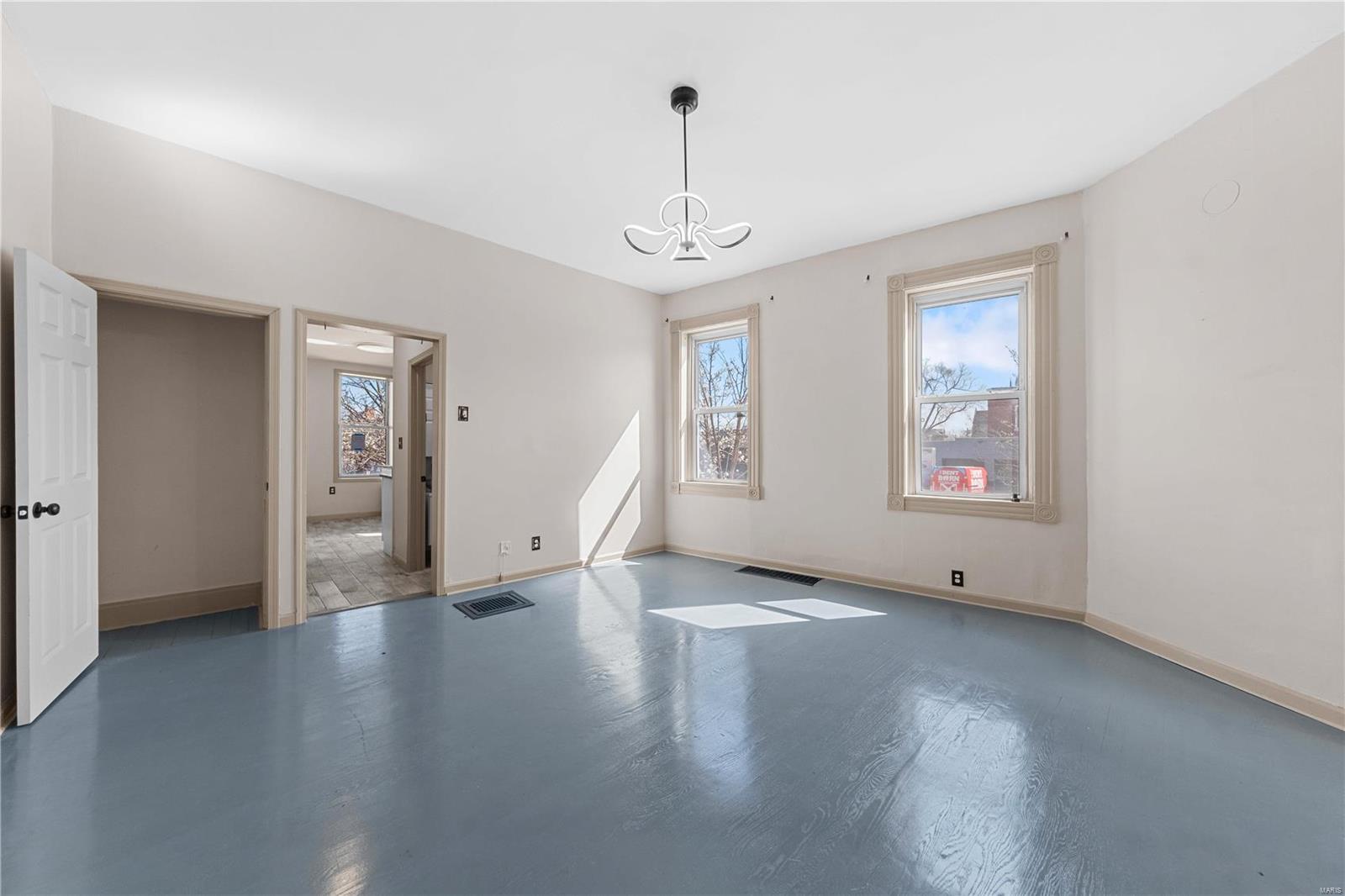 2901 Magnolia Avenue Property Photo 10