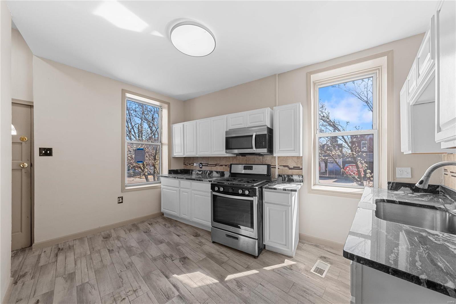 2901 Magnolia Avenue Property Photo 12