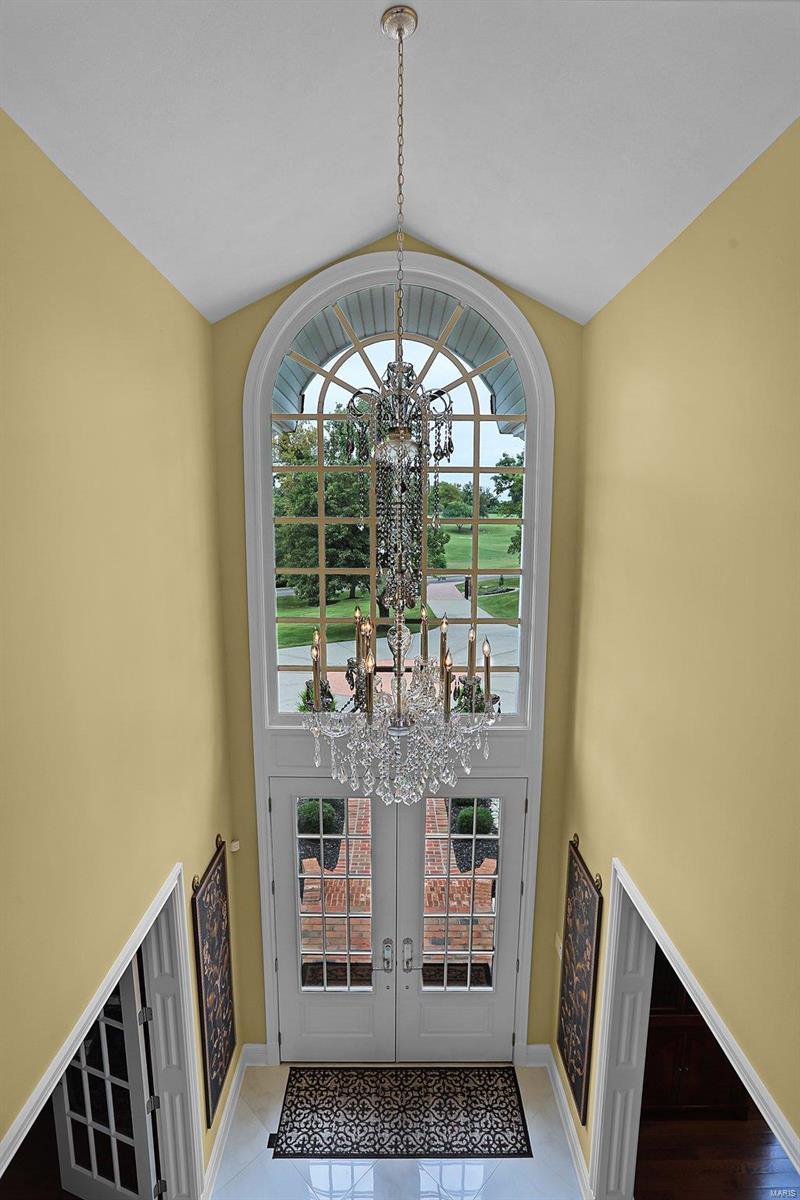 40 Country Club Drive Property Photo 18