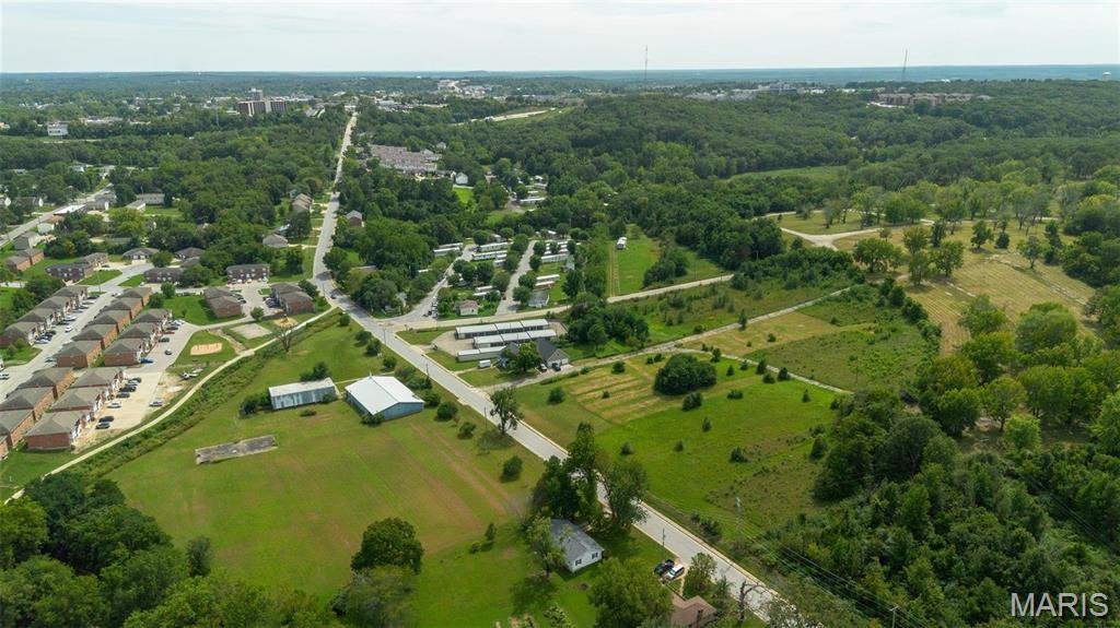 2400 Vichy Road Property Photo 3