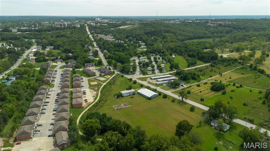 2400 Vichy Road Property Photo 7
