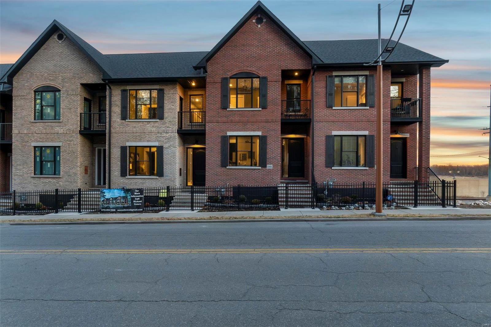 292 N Main Street Property Photo 27