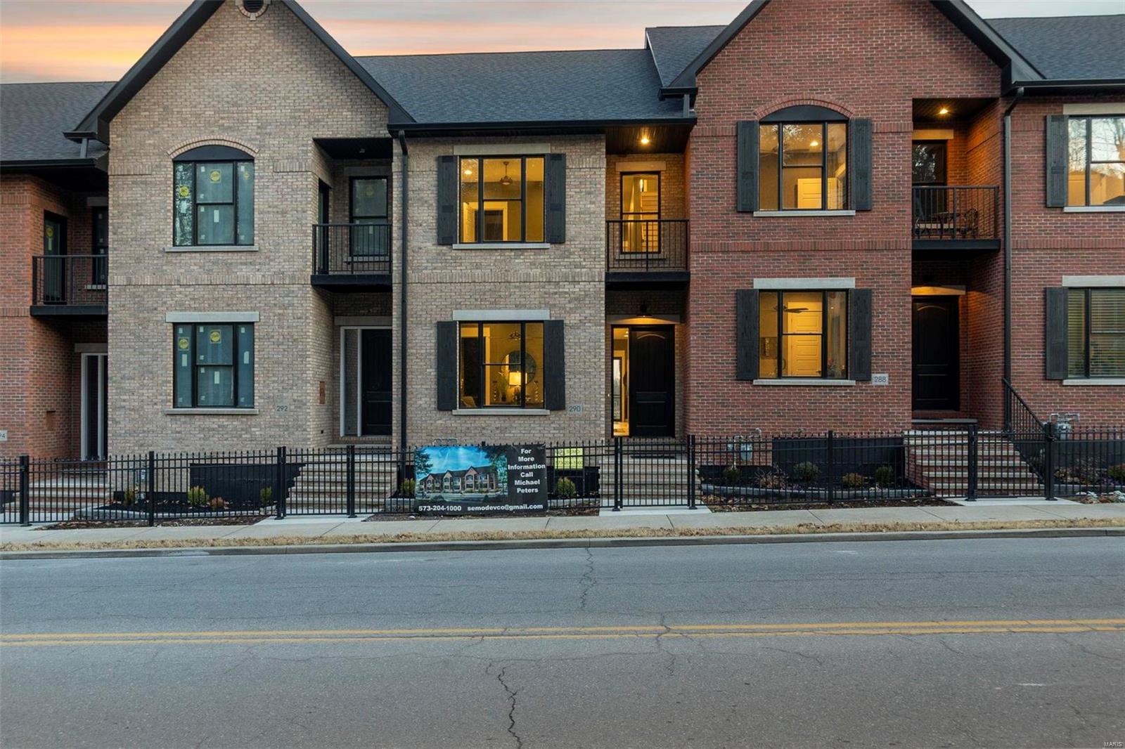 292 N Main Street Property Photo 28