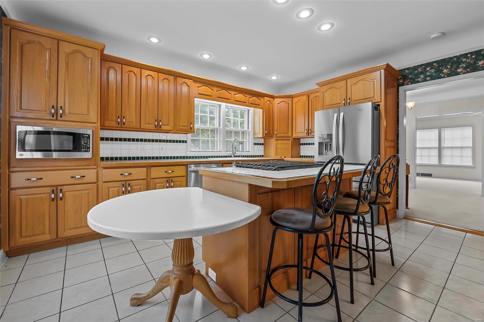 612 West Sturdivant Street Property Photo 21
