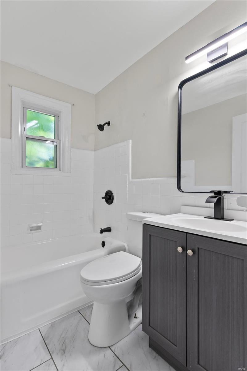 16 Charlotte Drive Property Photo 11