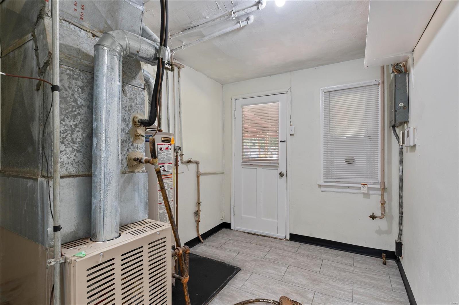 16 Charlotte Drive Property Photo 18