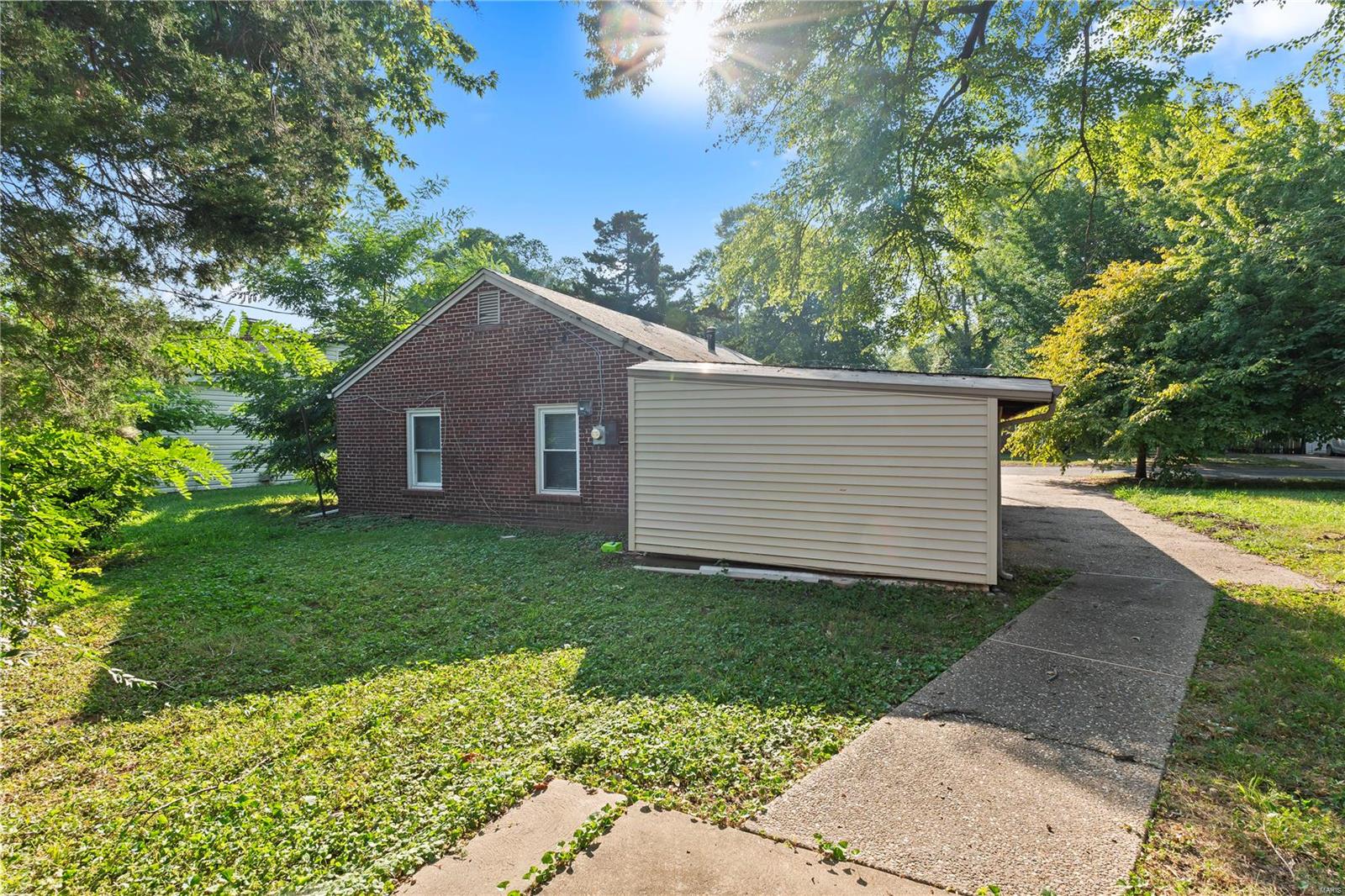 16 Charlotte Drive Property Photo 22