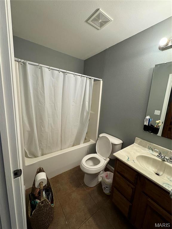 121 Penny Lane Property Photo 23