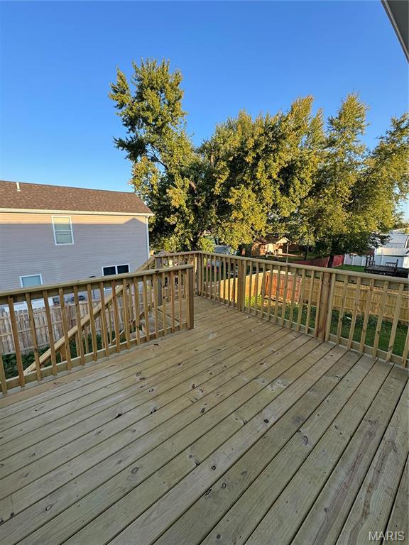 121 Penny Lane Property Photo 37