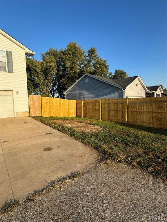 121 Penny Lane Property Photo 40