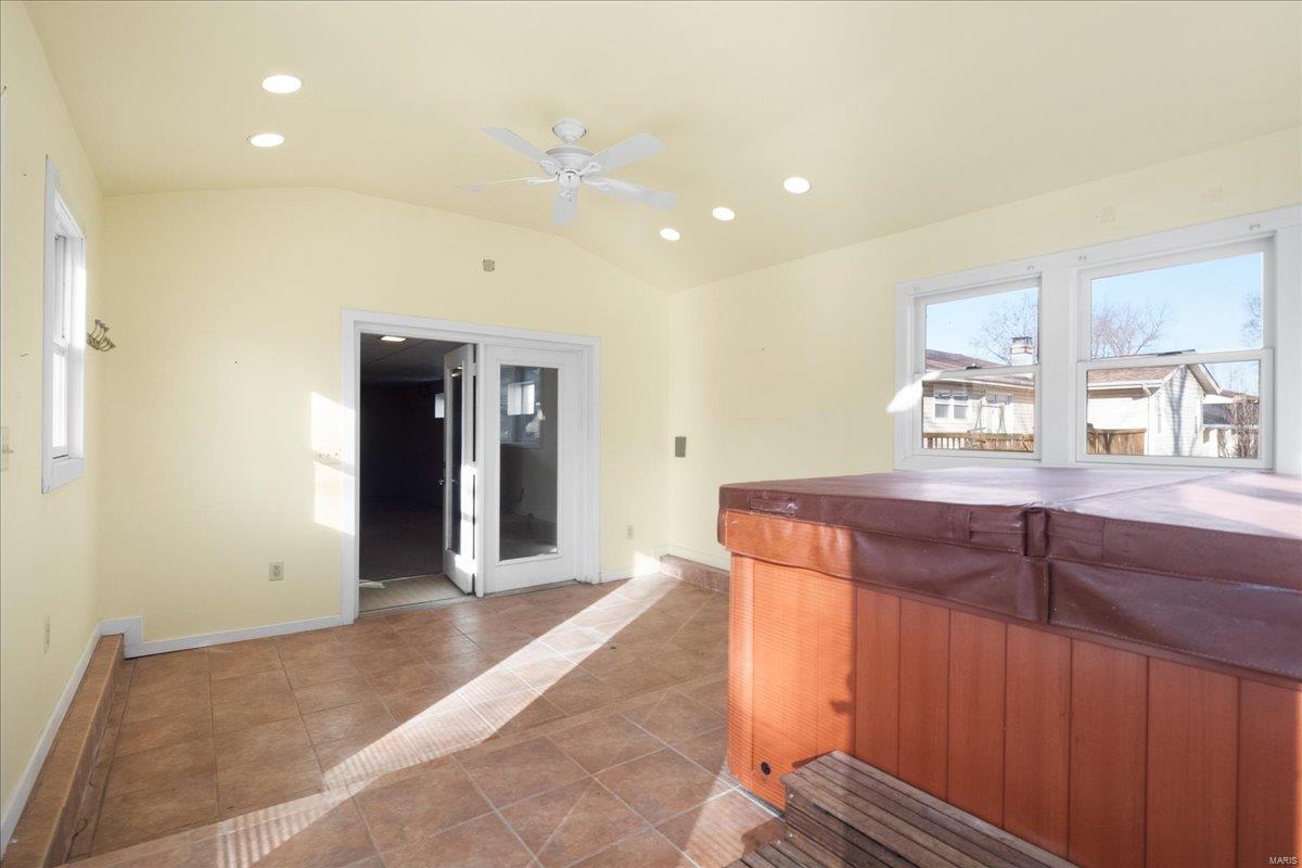 3212 Yale Blvd Property Photo 35