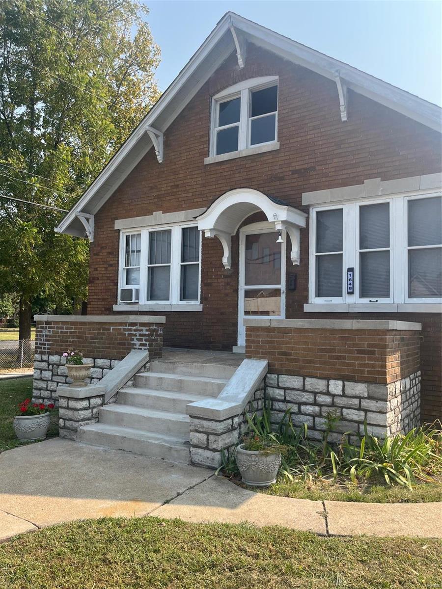 1648 Spruce Street Property Photo 1
