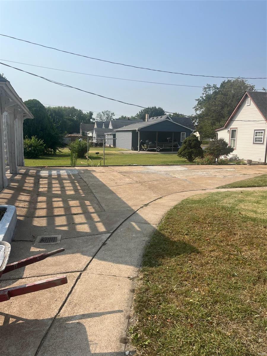 1648 Spruce Street Property Photo 3
