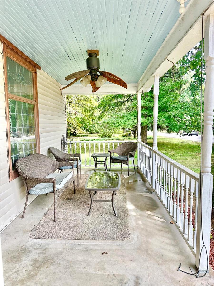 609 West Columbia Street Property Photo 17