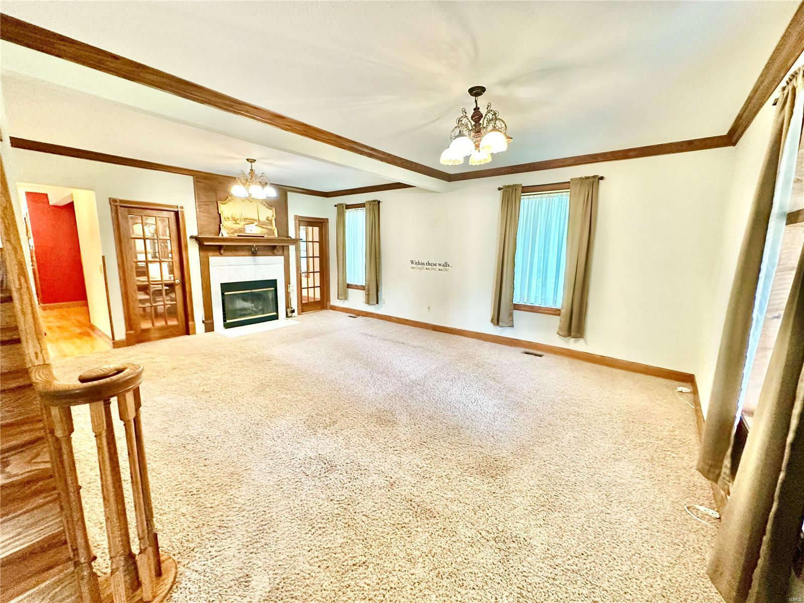 609 West Columbia Street Property Photo 22