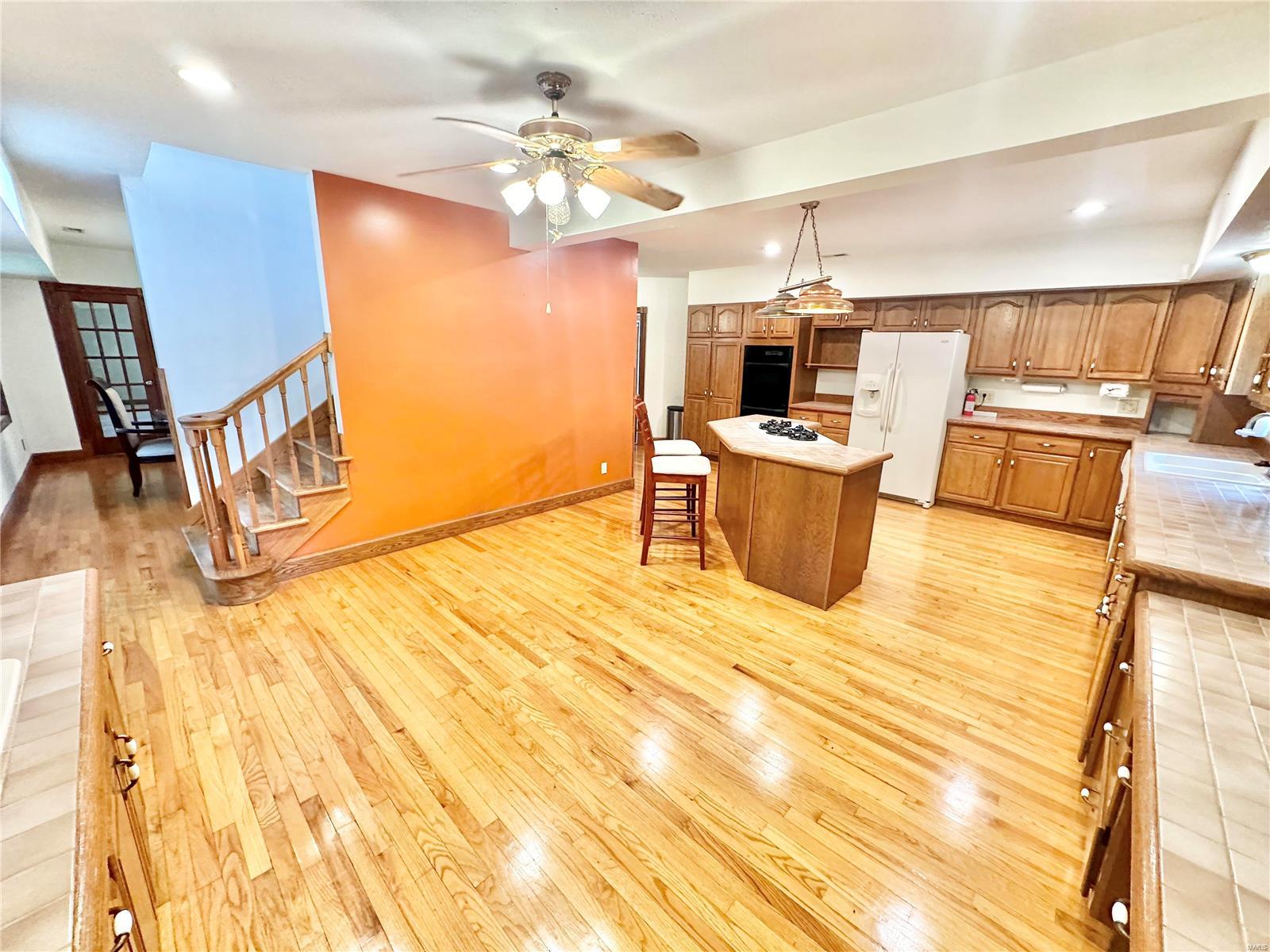 609 West Columbia Street Property Photo 50