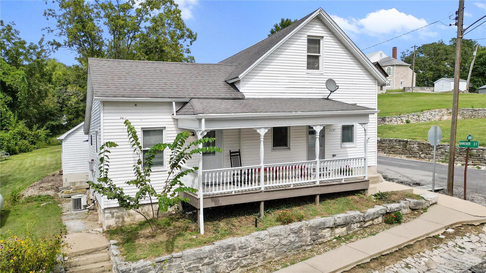 1137 Main Street