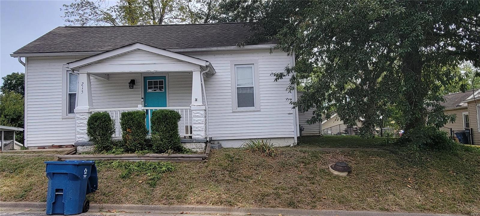 215 Summit Avenue Property Photo 1