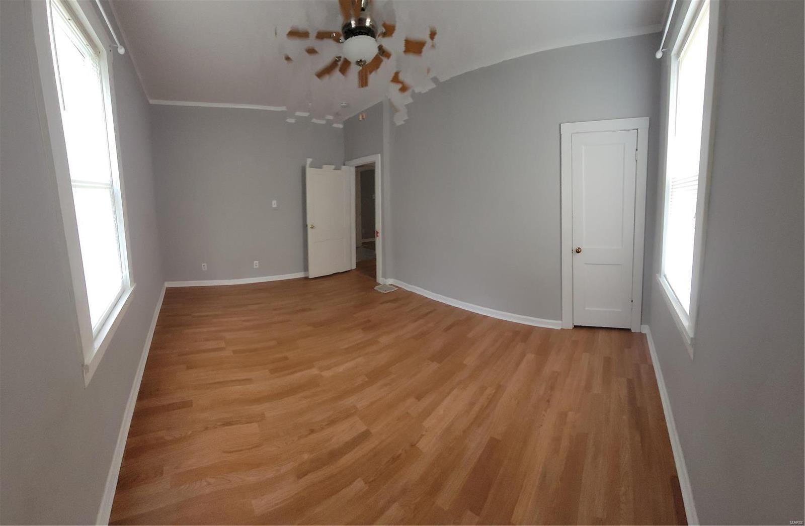215 Summit Avenue Property Photo 11