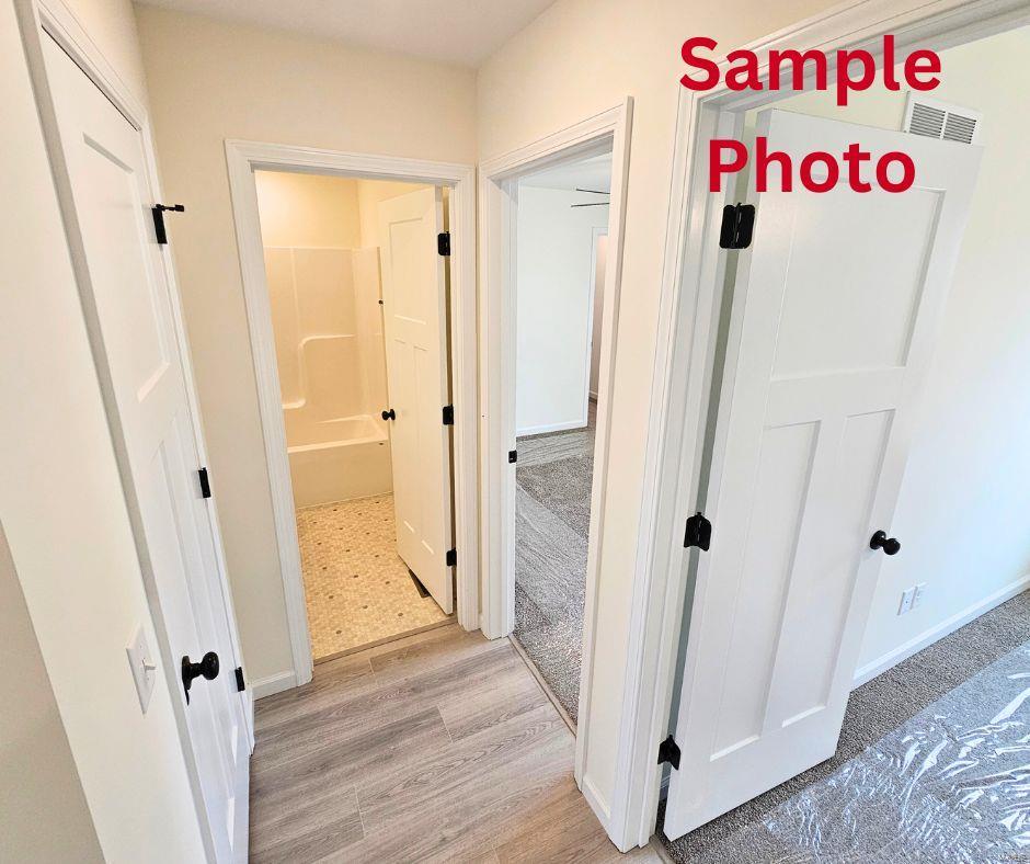1123 Castle Green Drive Property Photo 9