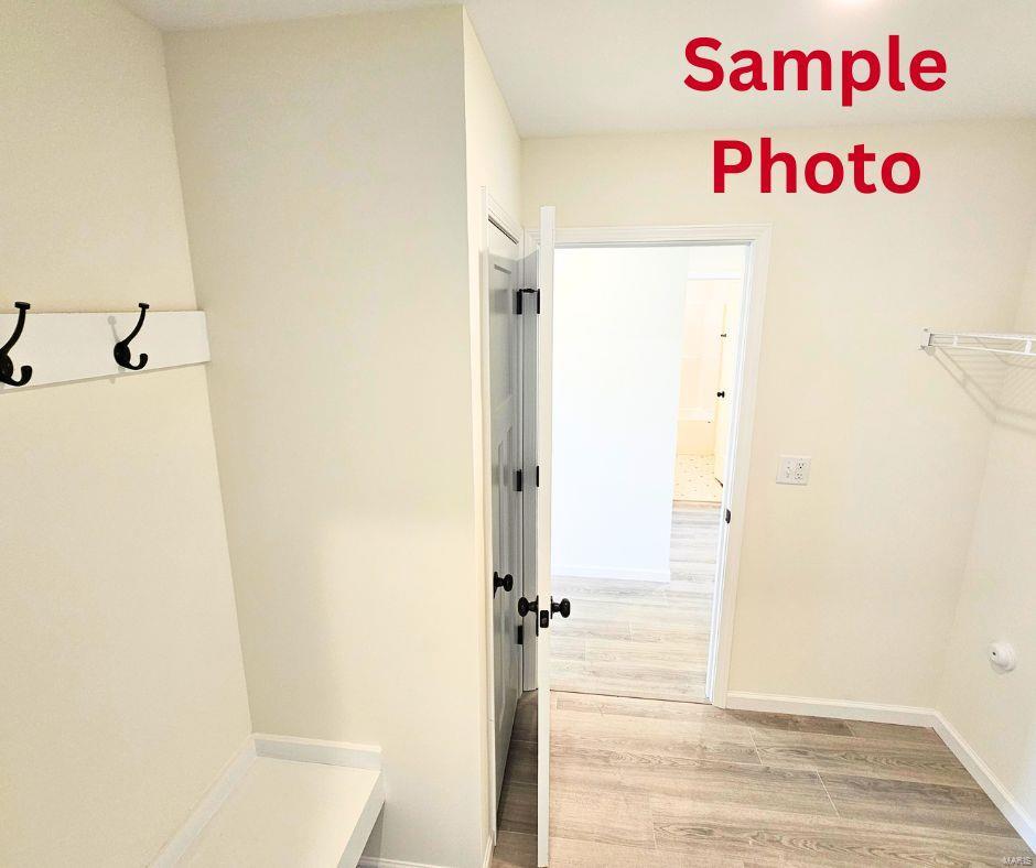 1123 Castle Green Drive Property Photo 11
