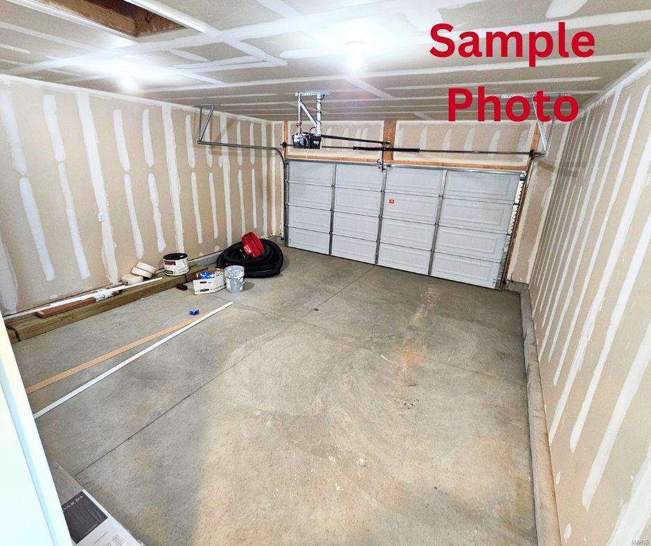 1123 Castle Green Drive Property Photo 23