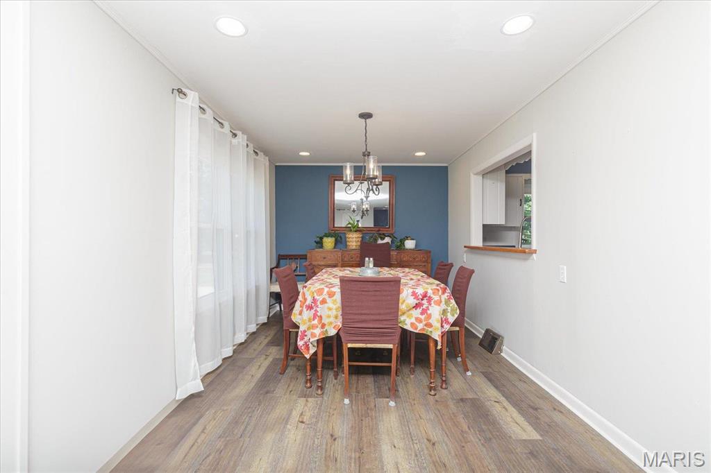 1281 Highway K Property Photo 8