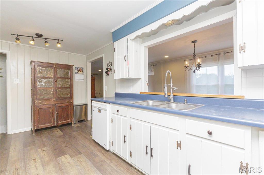 1281 Highway K Property Photo 13