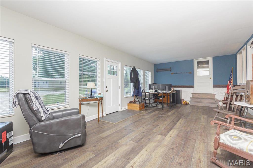 1281 Highway K Property Photo 16