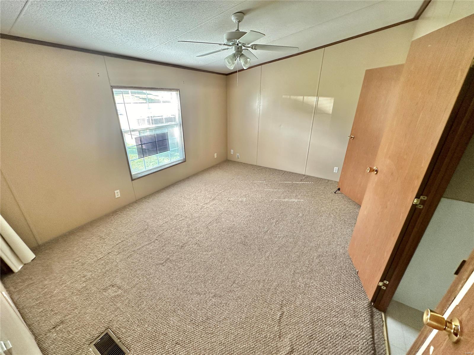 104 Holdinghausen Drive Property Photo 15