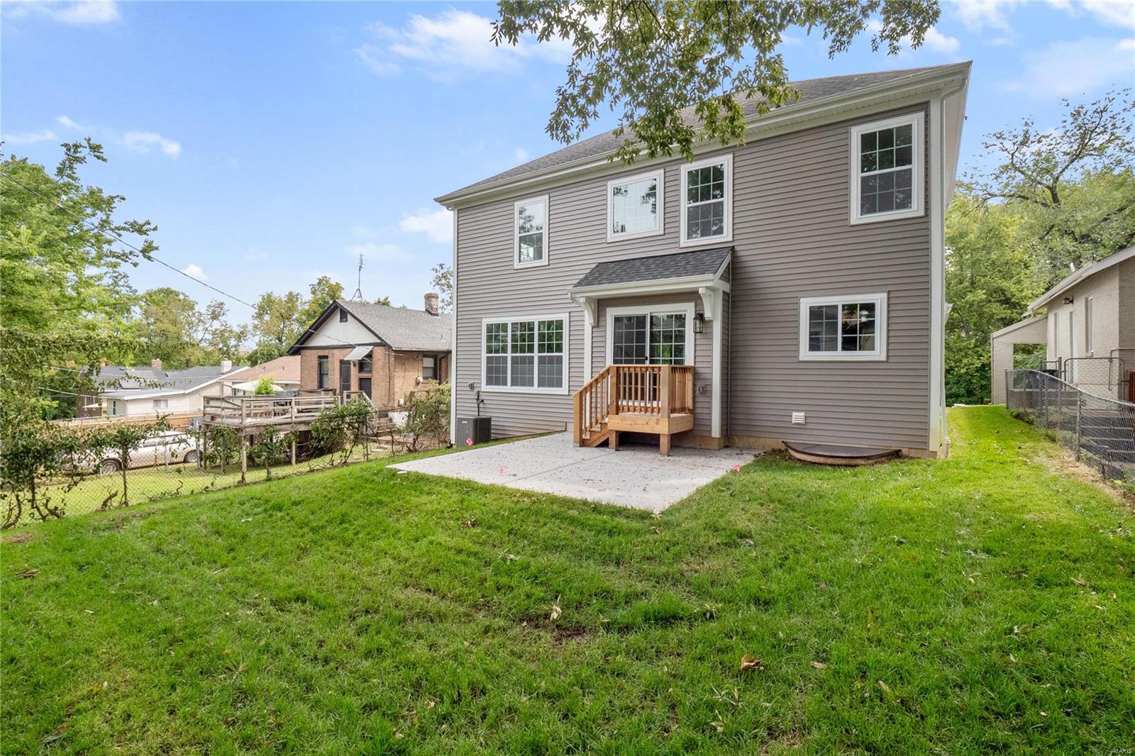 2017 Woodsey Drive Property Photo 3