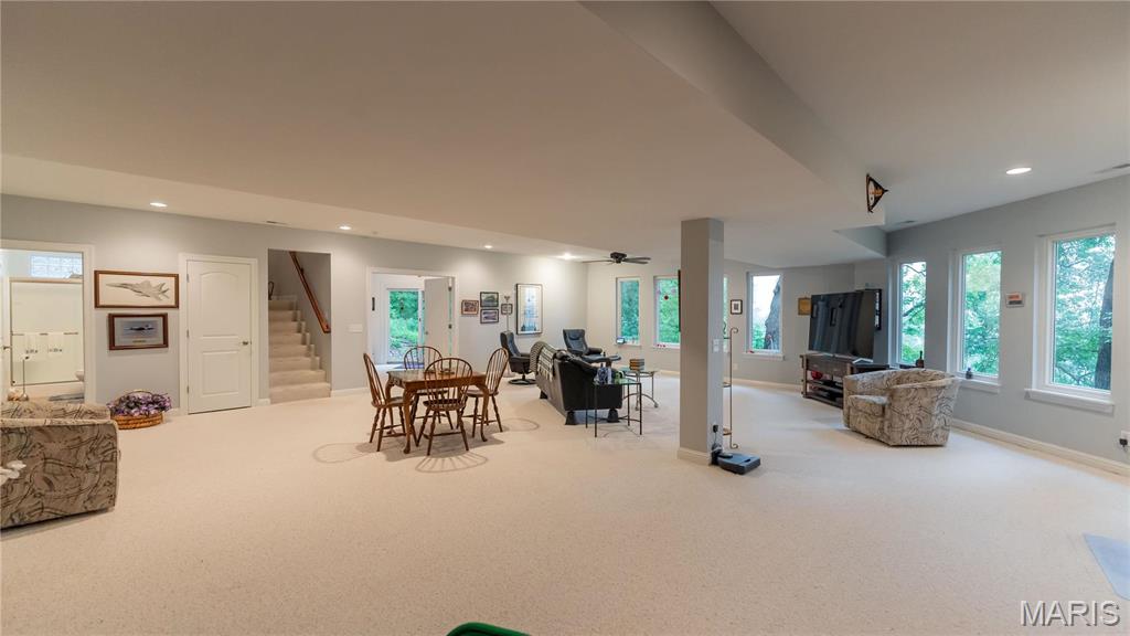 672 N High Post Road Property Photo 32