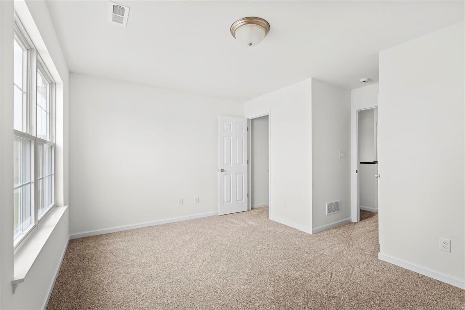 1040 Black Bear Drive Property Photo 13