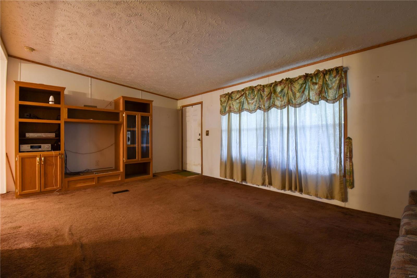 10970 Cordum Avenue Property Photo 8
