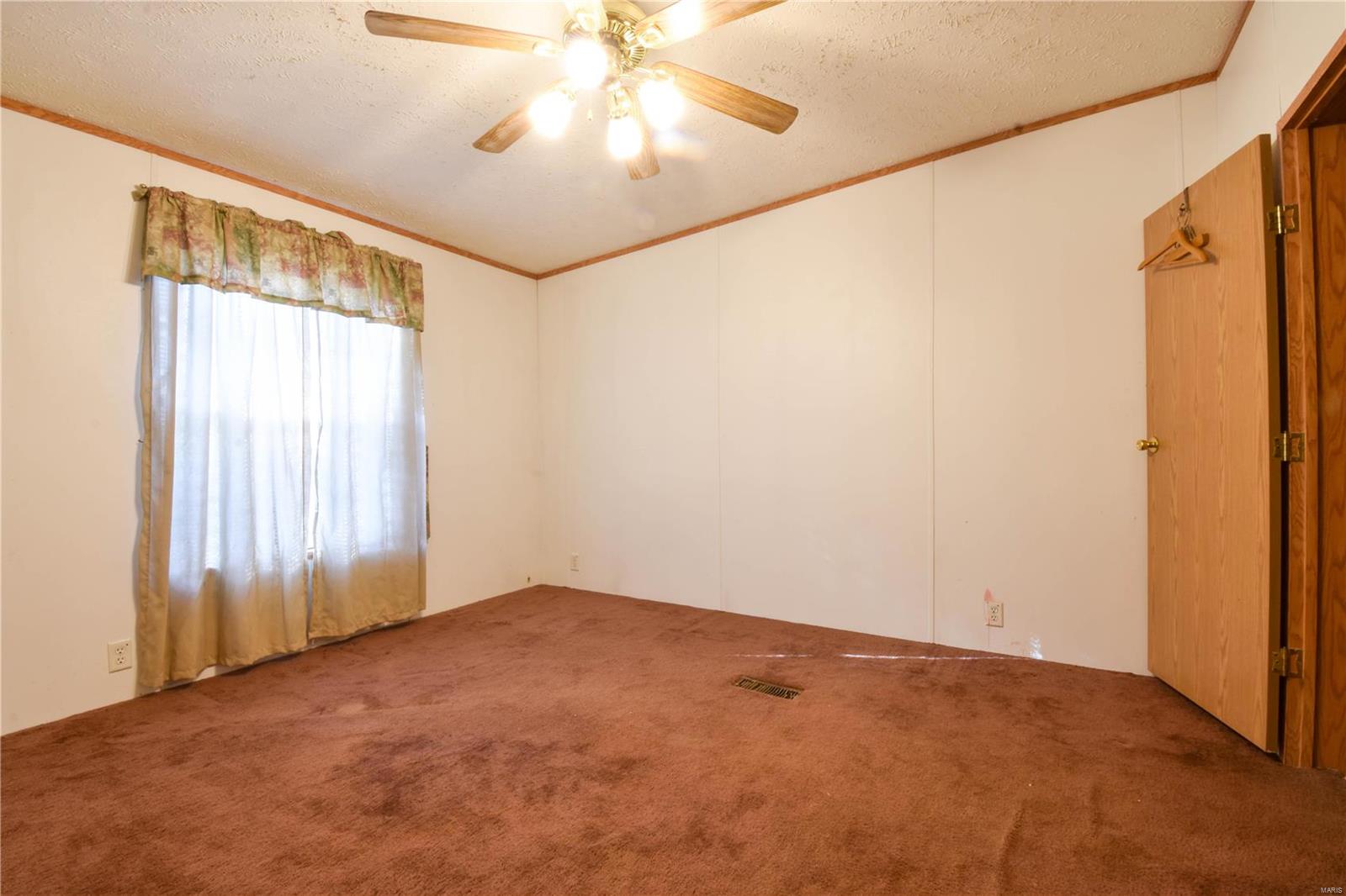 10970 Cordum Avenue Property Photo 9