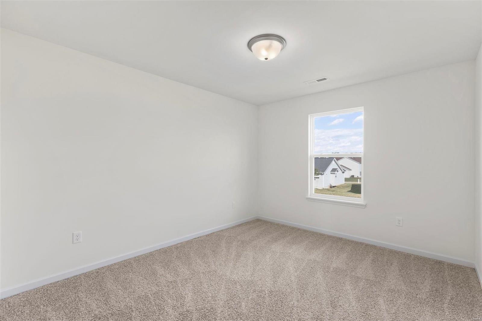 2438 Chukka Drive Property Photo 2
