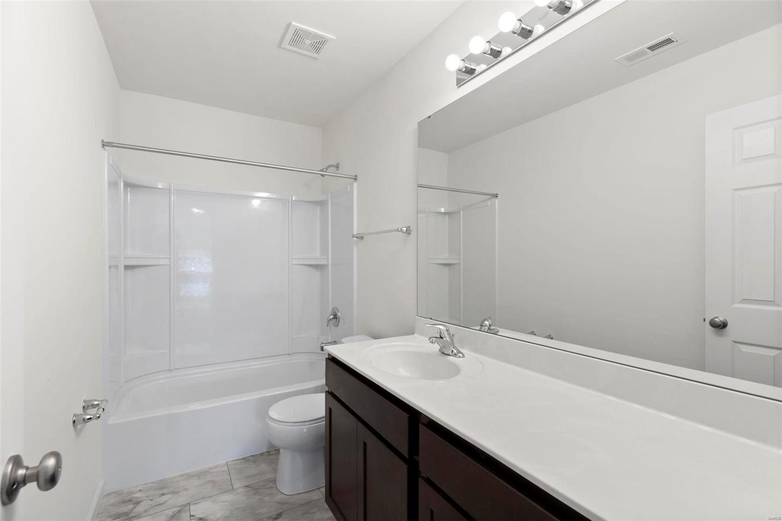 2438 Chukka Drive Property Photo 3