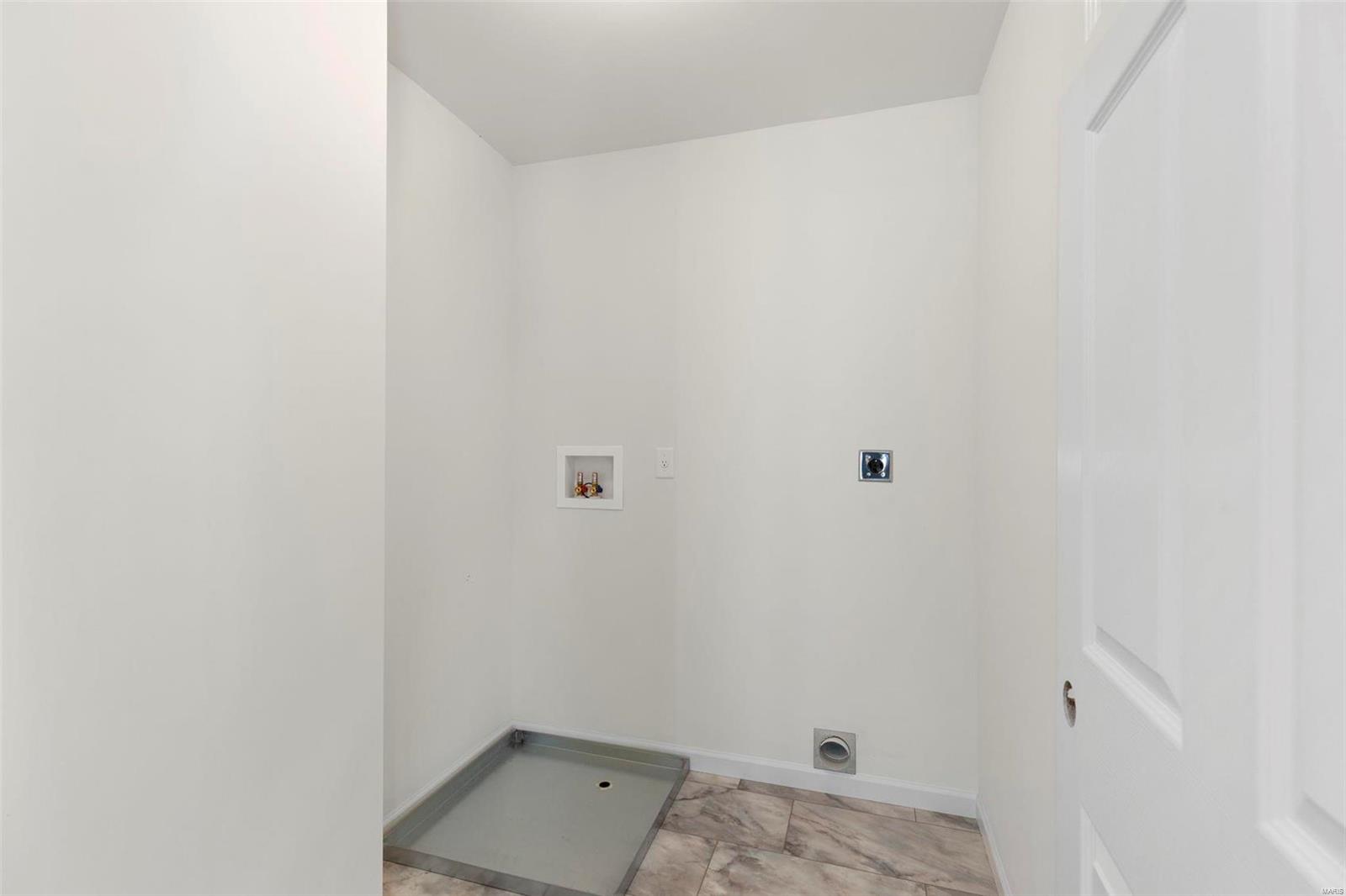 2438 Chukka Drive Property Photo 9