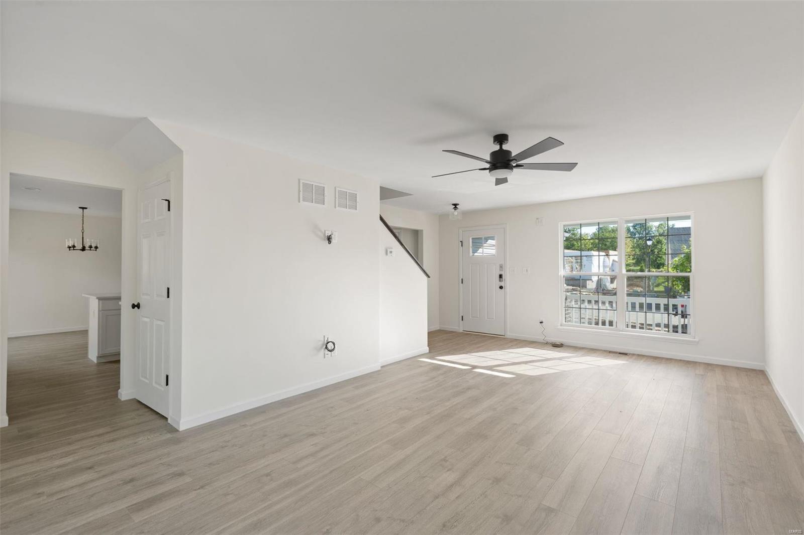 305 Winding Bluffs Court Property Photo 19