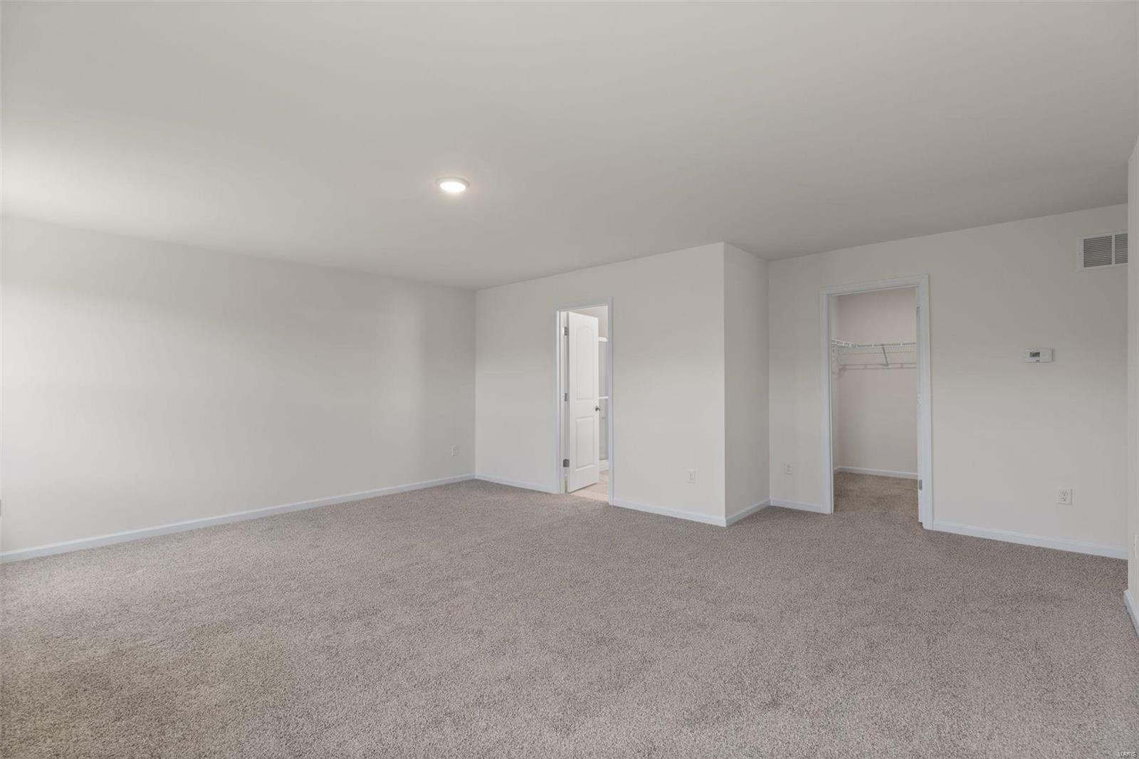 218 Windmimll View Drive Property Photo 5