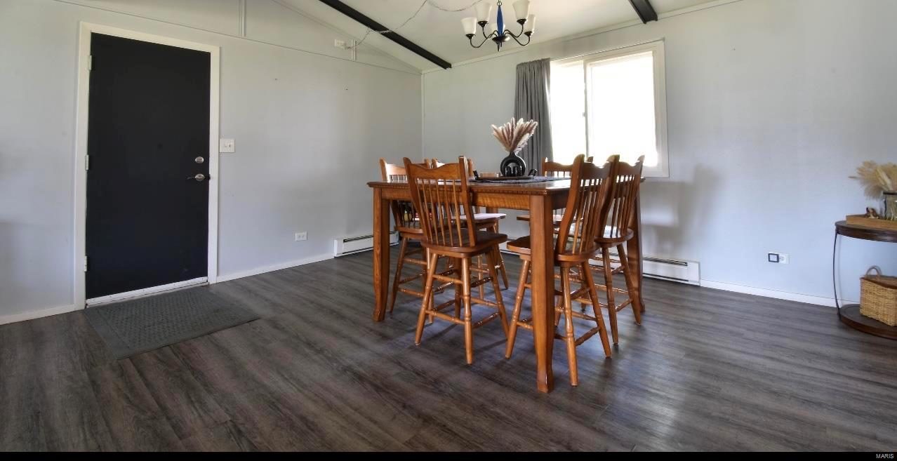 605 E Henry Street Property Photo 5