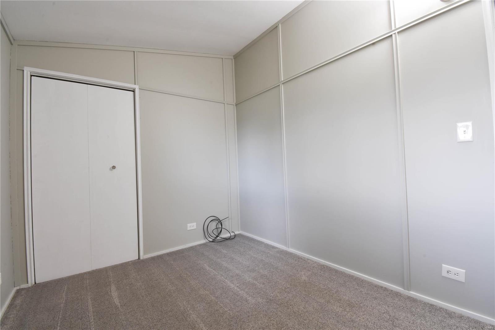 605 E Henry Street Property Photo 23