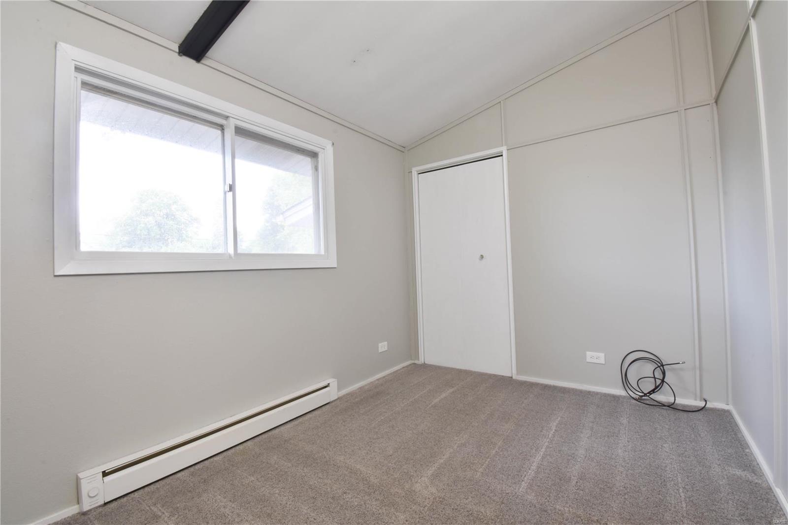 605 E Henry Street Property Photo 24