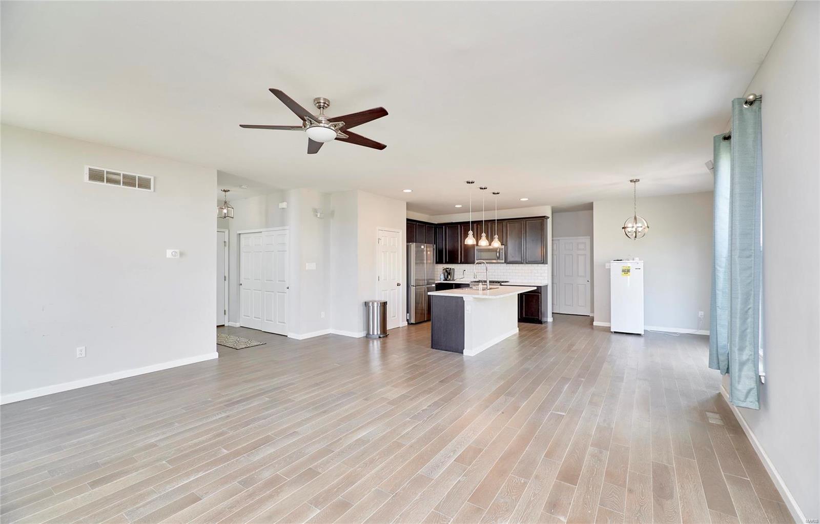 120 Kelcross Property Photo 9