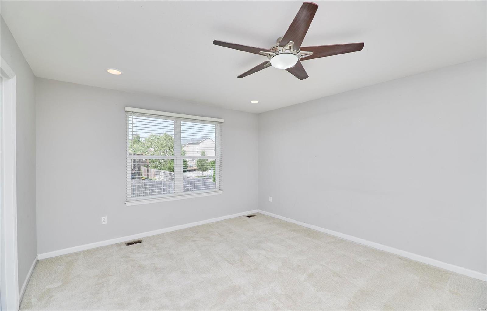120 Kelcross Property Photo 33